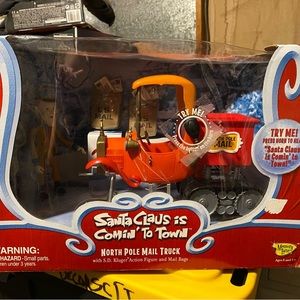 Santa Claus Is Coming To Town North Pole Mail Truck BNIB